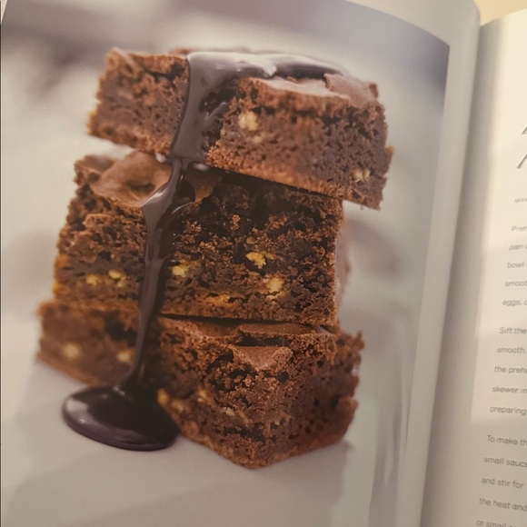 Chocolate Box Recipe Book - Cookbook - Picture 3 of 4